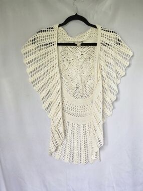 Forever 21 Boho Crochet Circular Mandala Vest
